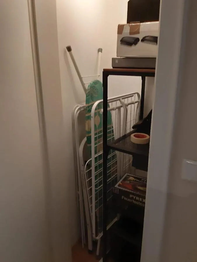 2 Bed/2 Baths In Dusseldorf Center Next To Kytaro Apartment