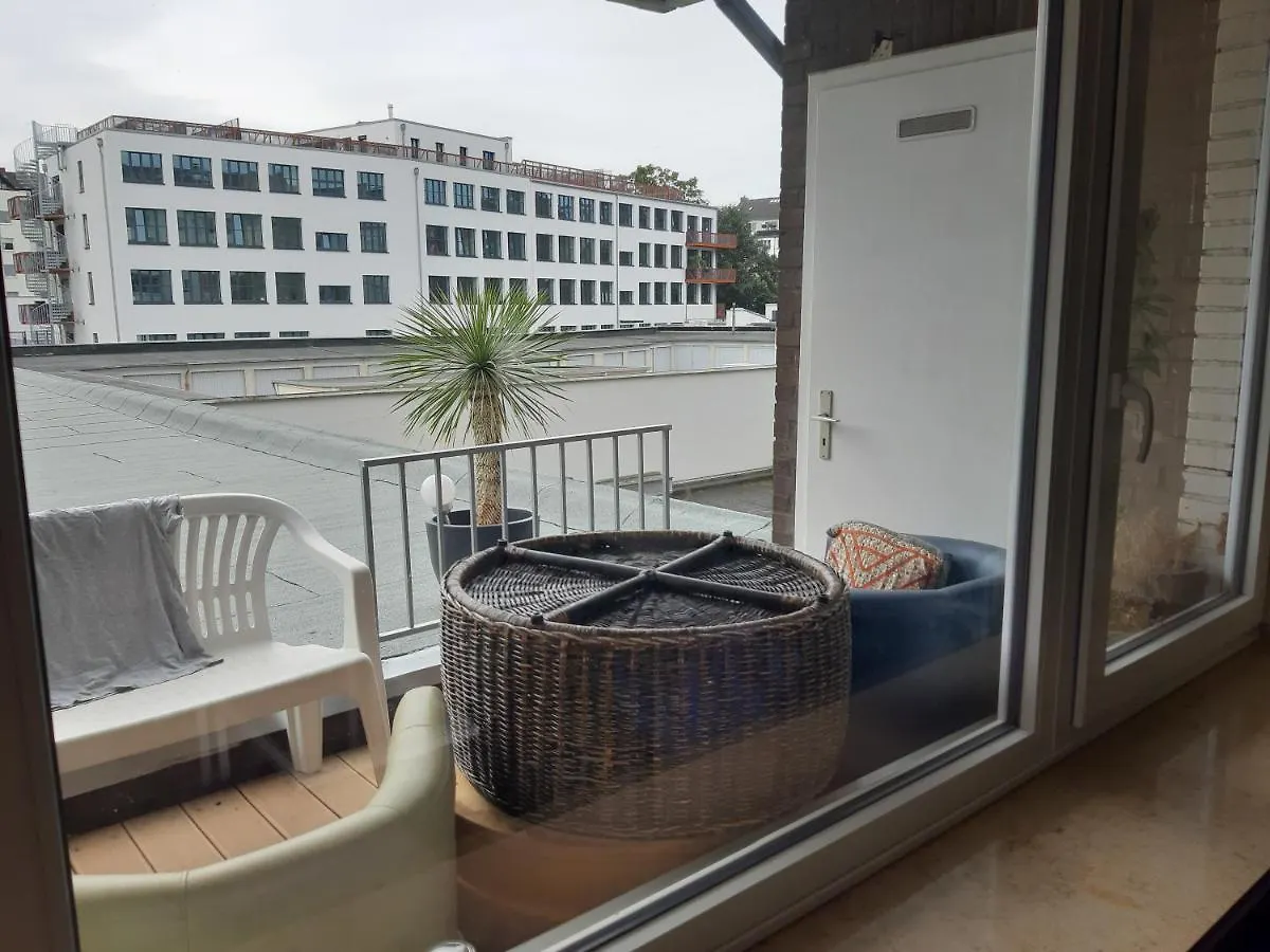 2 Bed/2 Baths In Dusseldorf Center Next To Kytaro Apartment 0*,